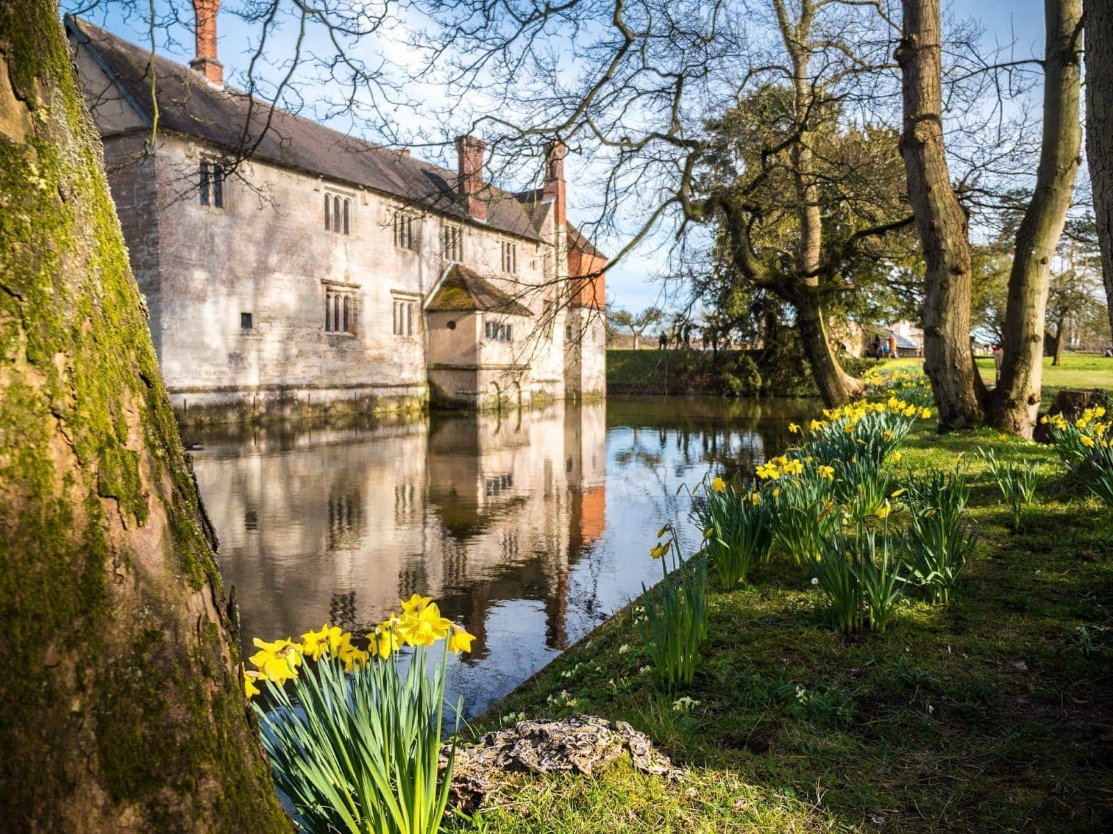 Stately Homes in England - Baddesley Clinton 