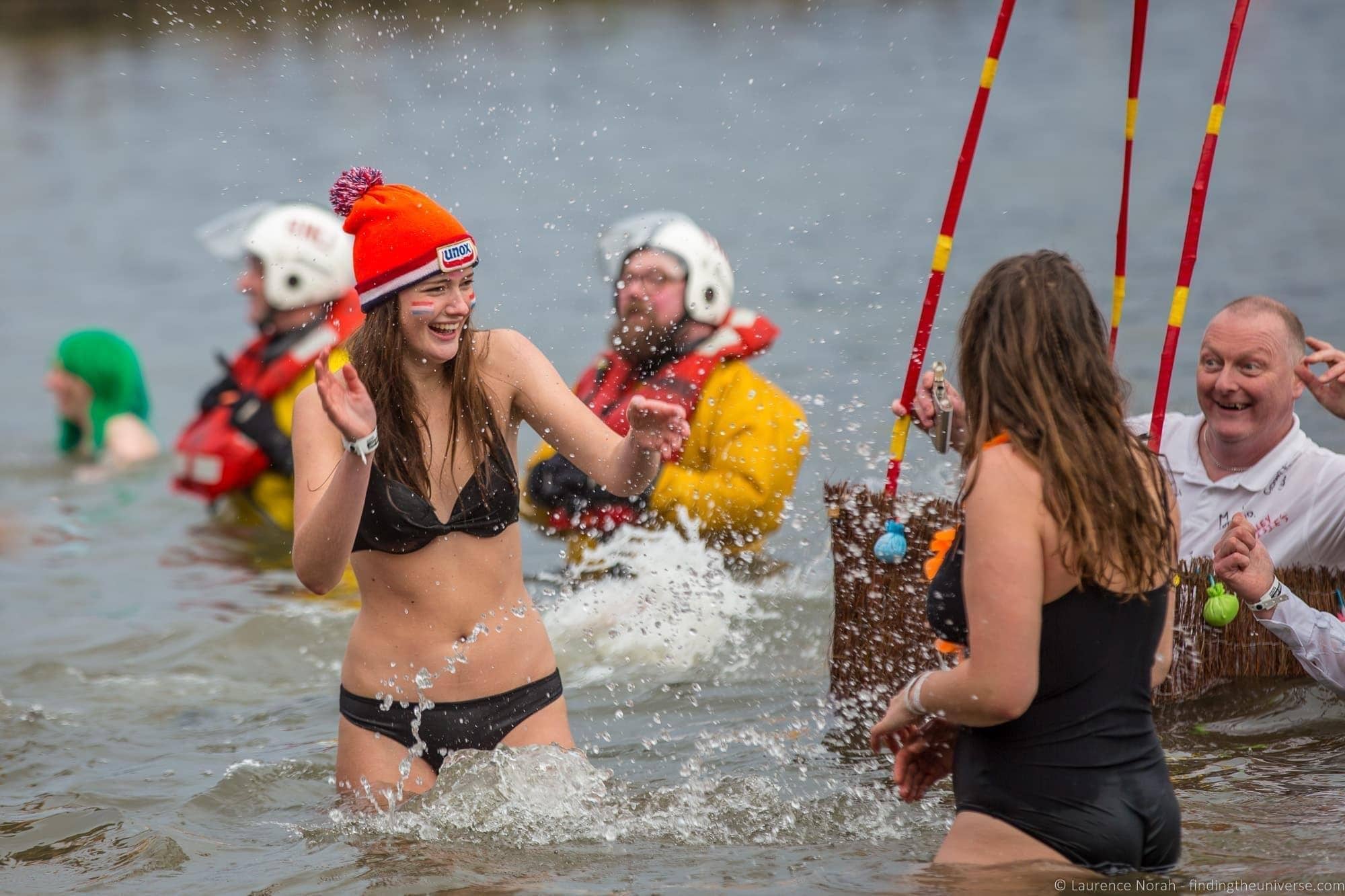 The loony dook south queensferry hi-res stock photography and