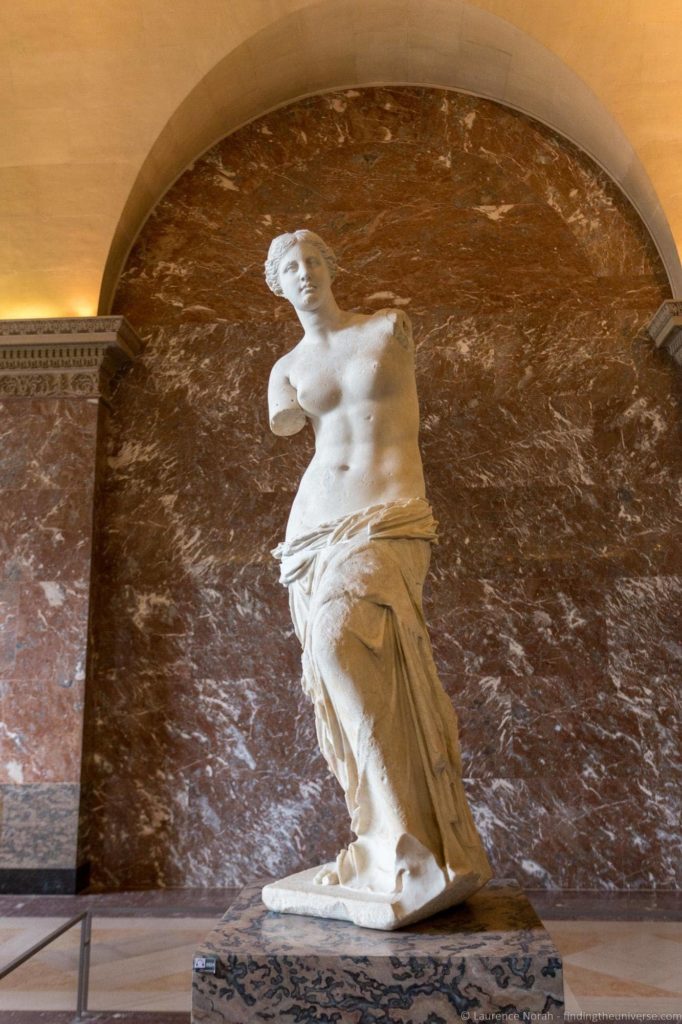 Venus de Milo Louvre_by_Laurence Norah