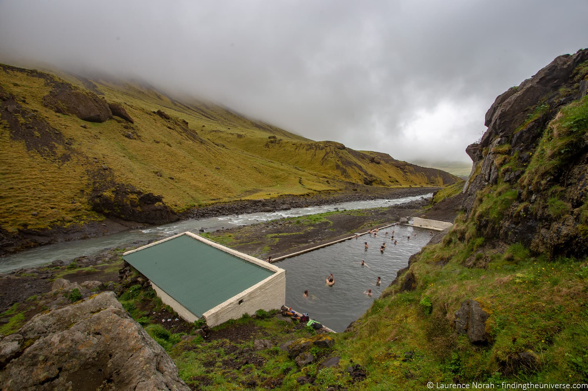 Outdoor hot tub free Iceland