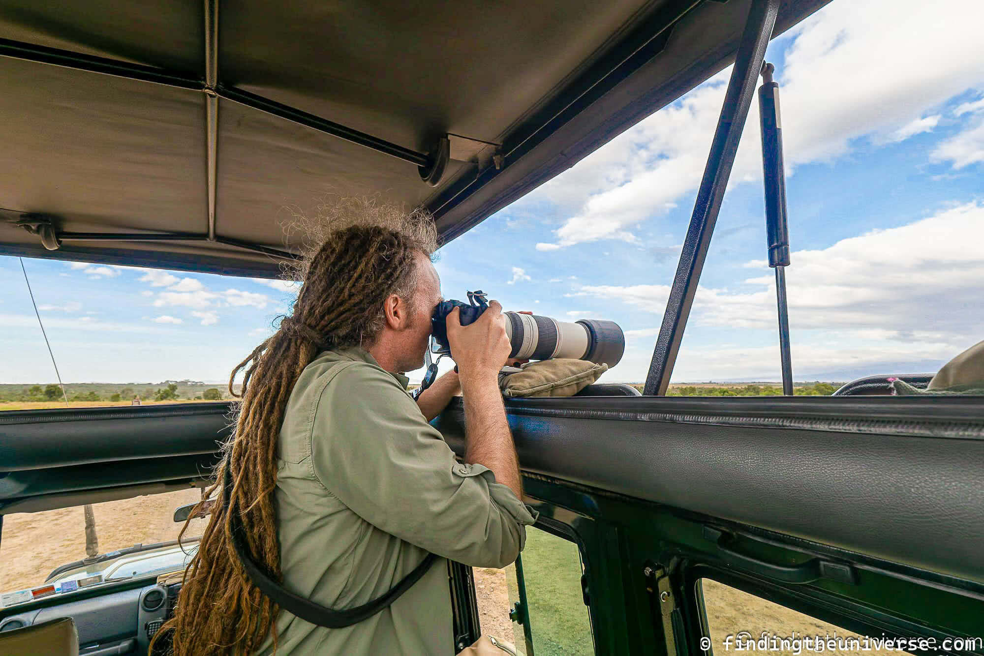 Photography on safari by Laurence Norah